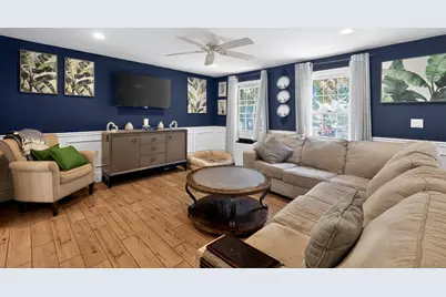 23 Smith St, Attleboro, MA 02703 - Photo 9