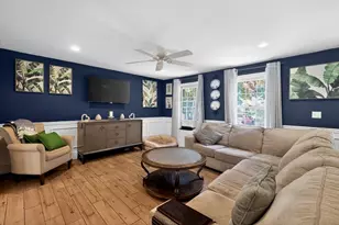 23 Smith St, Attleboro, MA 02703 - Photo 9