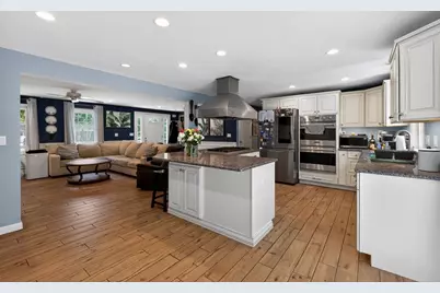 23 Smith St, Attleboro, MA 02703 - Photo 7