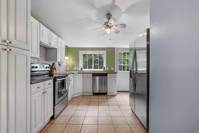 92 Oak Ave, Athol, MA 01331 - Photo 9