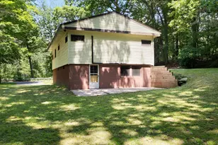 172 Porter St, Granby, MA 01033 - Photo 9