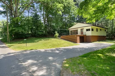 172 Porter St, Granby, MA 01033 - Photo 3