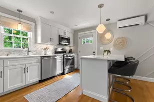 42 Hale St, Newburyport, MA 01950 - Photo 9
