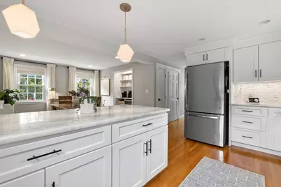 42 Hale St, Newburyport, MA 01950 - Photo 11