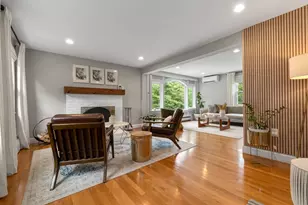 42 Hale St, Newburyport, MA 01950 - Photo 3