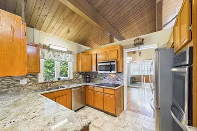 103 Brown Street, Dartmouth, MA 02747 - Photo 11