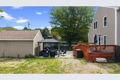 55 John St, Acushnet, MA 02743 - Photo 5