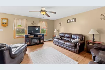 55 John St, Acushnet, MA 02743 - Photo 7