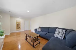 27 Ellington St, Boston, MA 02121 - Photo 9