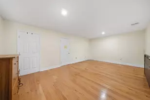 27 Ellington St, Boston, MA 02121 - Photo 5