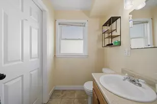 27 Ellington St, Boston, MA 02121 - Photo 7