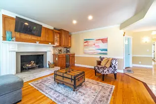 28 Parker St, East Longmeadow, MA 01028 - Photo 5