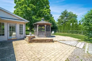 28 Parker St, East Longmeadow, MA 01028 - Photo 37