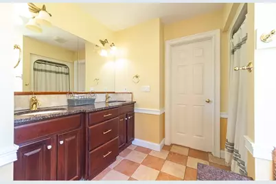 28 Parker St, East Longmeadow, MA 01028 - Photo 25