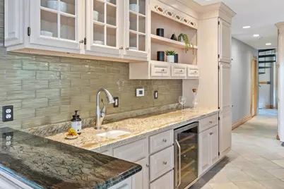 258 Hill St, Leominster, MA 01453 - Photo 21