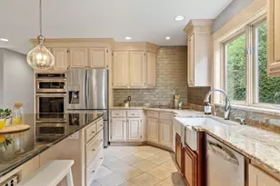 258 Hill St, Leominster, MA 01453 - Photo 19