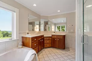 258 Hill St, Leominster, MA 01453 - Photo 35