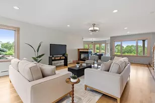 258 Hill St, Leominster, MA 01453 - Photo 15