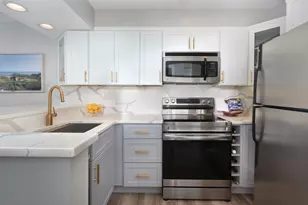 60 Gibson St, Boston, MA 02122 - Photo 5