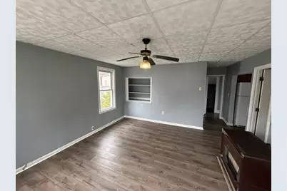 33 Malvey St #2F, Fall River, MA 02720 - Photo 1