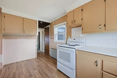 68 Winter St, Taunton, MA 02780 - Photo 7