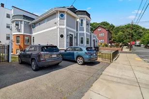 34 Gardner St, Chelsea, MA 02150 - Photo 27