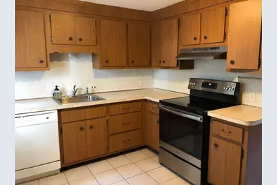 132 Emerson Gardens Rd #132, Lexington, MA 02420 - Photo 3
