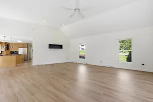 30 Cara Ln, Westfield, MA 01085 - Photo 5
