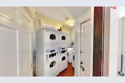 394 Riverway #1, Boston, MA 02115 - Photo 13