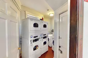 394 Riverway, Boston, MA 02115 - Photo 13