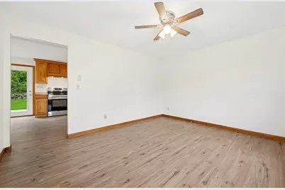 45 Dillon St, Worcester, MA 01604 - Photo 11