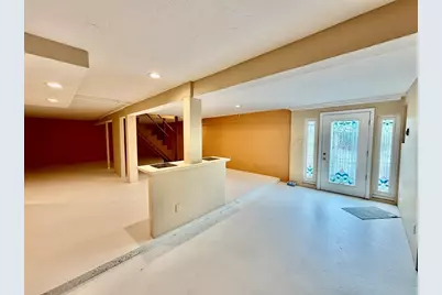 45 Dillon St, Worcester, MA 01604 - Photo 25