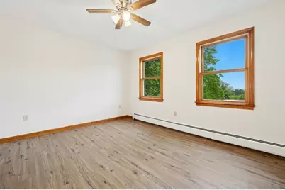 45 Dillon St, Worcester, MA 01604 - Photo 13