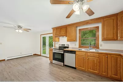 45 Dillon St, Worcester, MA 01604 - Photo 7