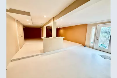 45 Dillon St, Worcester, MA 01604 - Photo 27