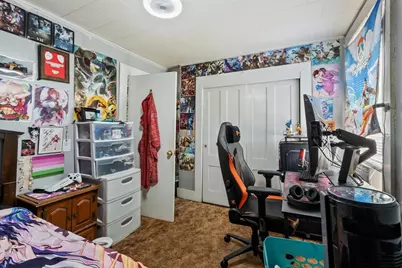 30 Summer St, Orange, MA 01364 - Photo 15