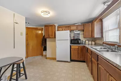 30 Summer St, Orange, MA 01364 - Photo 33