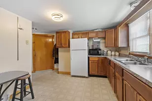 30 Summer St, Orange, MA 01364 - Photo 33