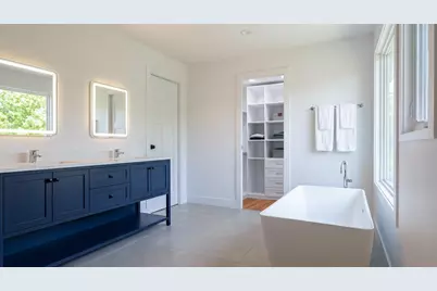 135 Hartman Road, Newton, MA 02459 - Photo 9