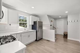64 Fall River Ave, Seekonk, MA 02771 - Photo 11
