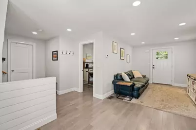 64 Fall River Ave, Seekonk, MA 02771 - Photo 13