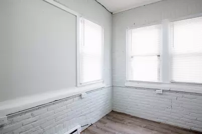 69 Winter St, Springfield, MA 01105 - Photo 17