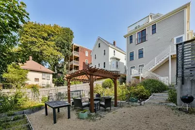 10 Symmes #1, Boston, MA 02131 - Photo 17