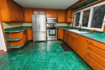 40 Newell Pond Rd, Greenfield, MA 01301 - Photo 9