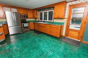 40 Newell Pond Rd, Greenfield, MA 01301 - Photo 9