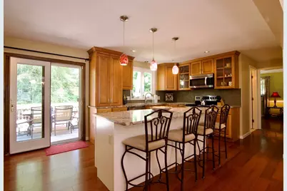 326 Flynt St, Palmer, MA 01069 - Photo 17