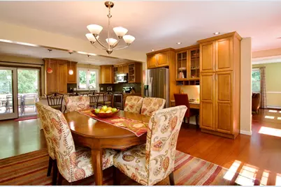 326 Flynt St, Palmer, MA 01069 - Photo 9