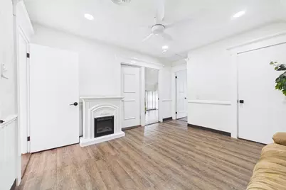 887 Shawmut Ave, New Bedford, MA 02746 - Photo 15