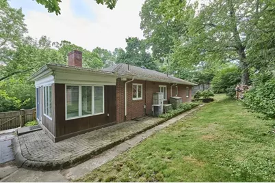 119 Rawson Rd, Brookline, MA 02445 - Photo 17