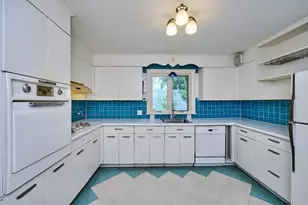 119 Rawson Rd, Brookline, MA 02445 - Photo 7